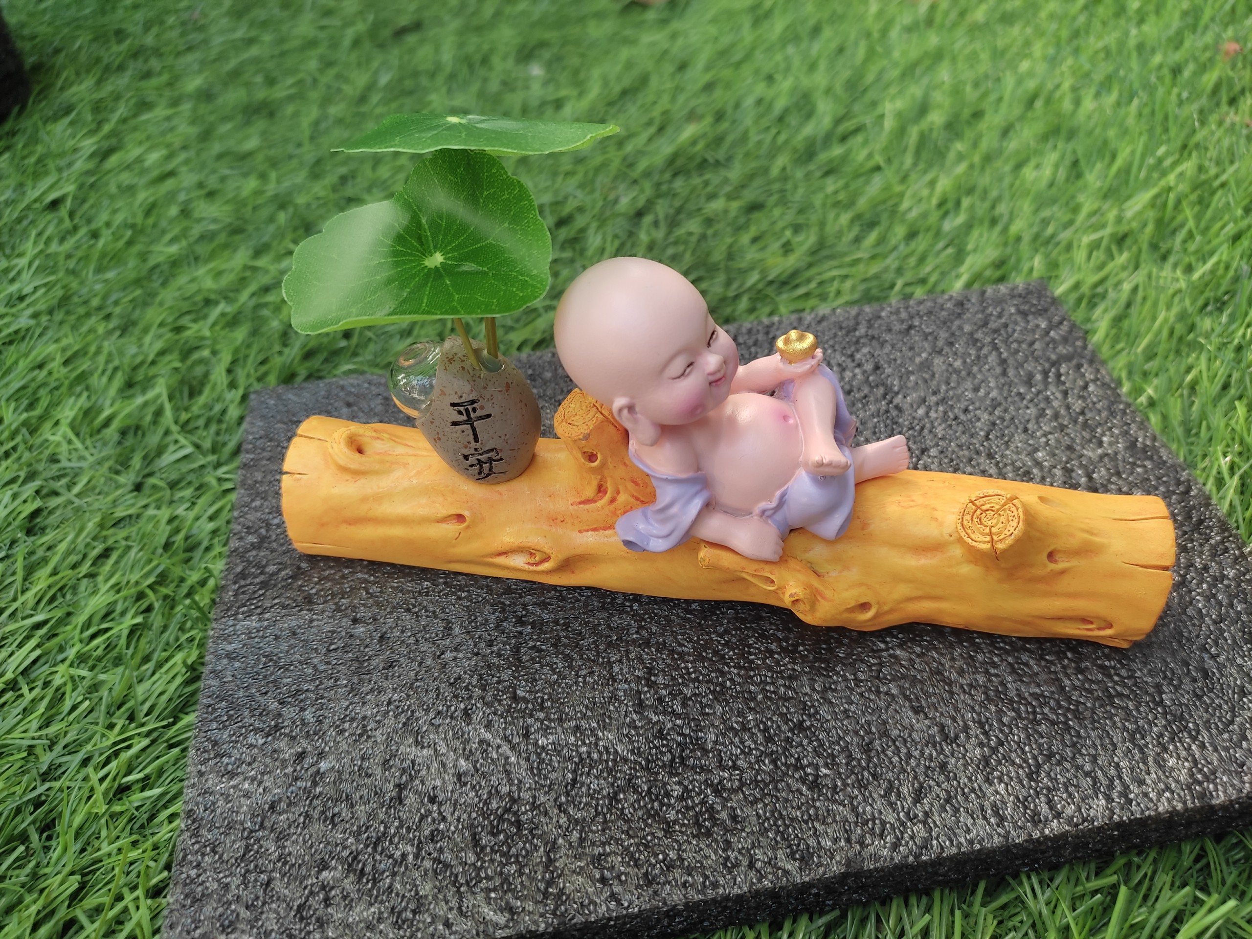 Tượng Nước Hoa Chú Tiểu (Có Kèm Bảng Số Điện Thoại) - Ảnh 5